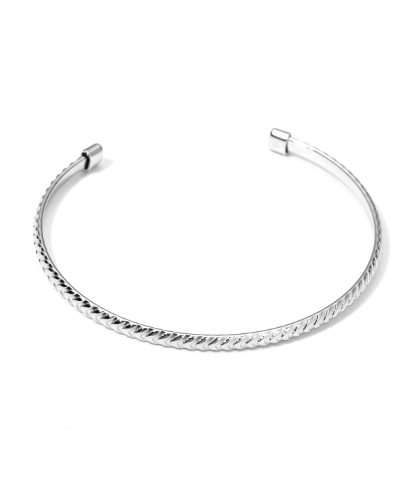 Pulsera rígida plateada abierta trenzada