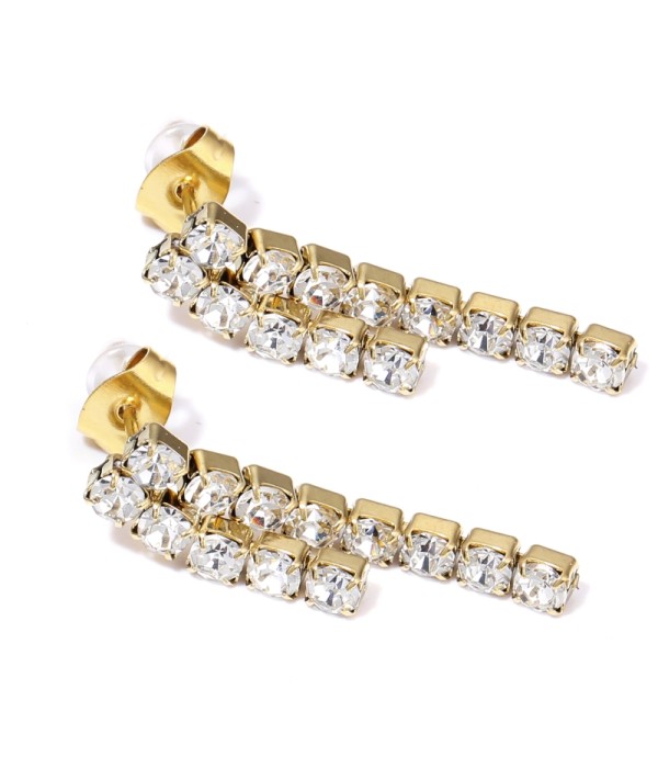 Pendientes dorados de piedras circulares transparentes