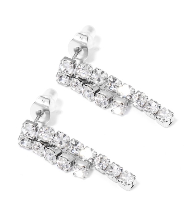 Pendientes plateados de piedras circulares transparentes