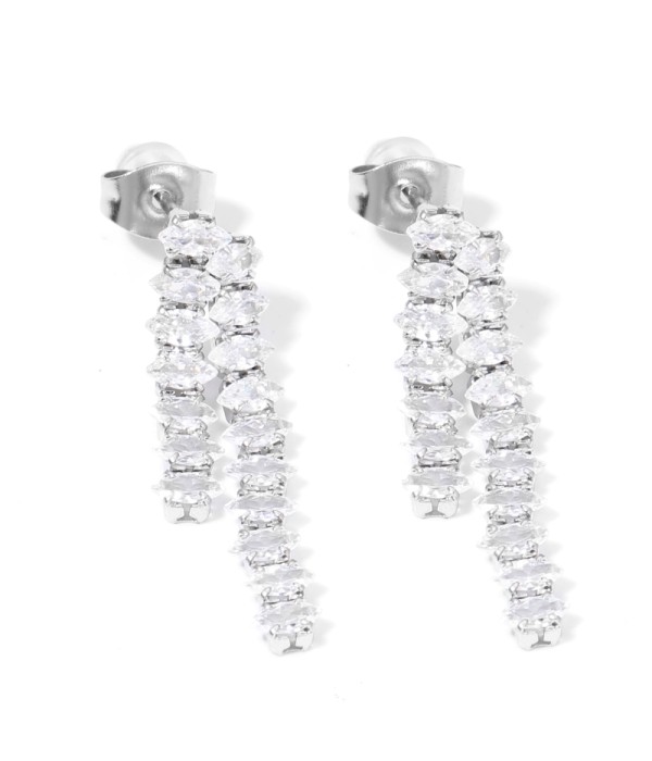 Pendientes plateados de piedras ovaladas puntiagudas...