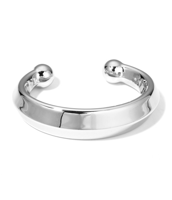 Pulsera rígida plateada con superficie a dos aguas
