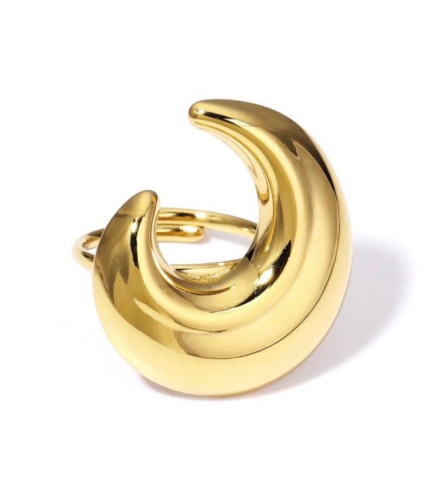 Anillo dorado con luna