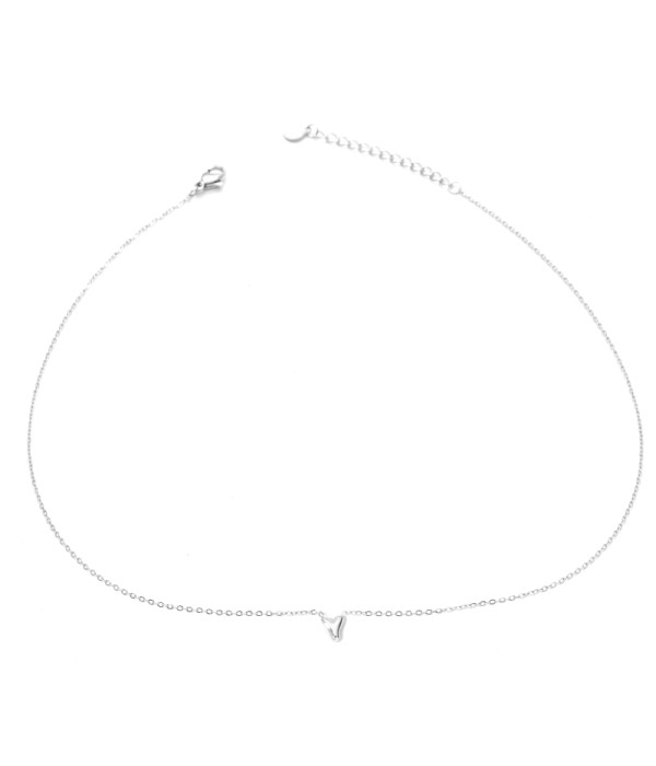 Collar plateado con colgante de letra Y