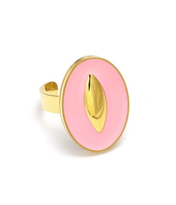 Anillos dorados con pieza de colores en centro