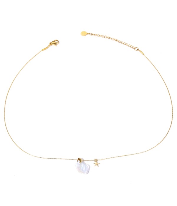 Collar dorada con perla natural