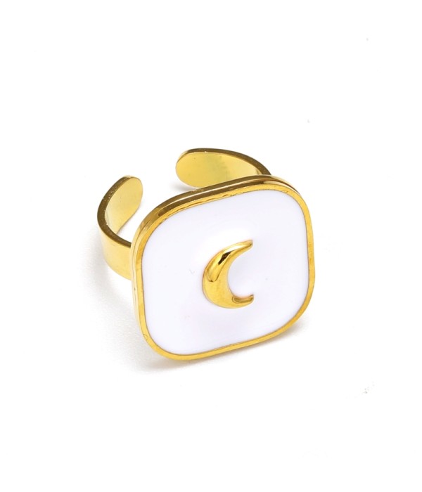 Anillos dorados con pieza de colores en centro