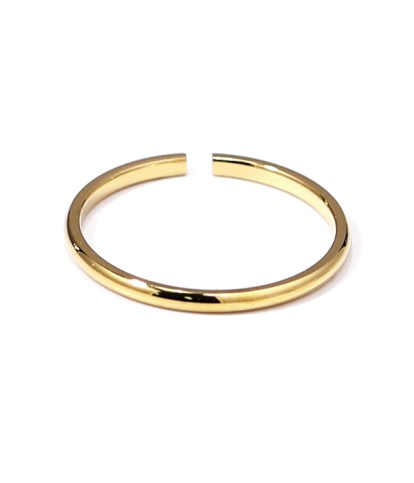 Anillo dorado liso fino