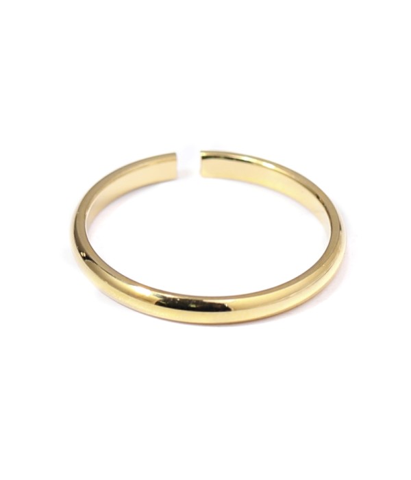 Anillo dorado liso mediano