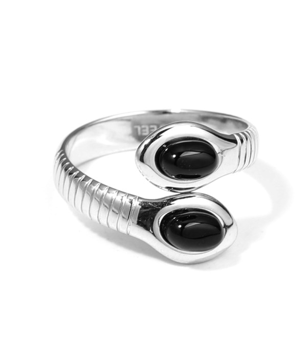 Anillo plateado con serpiente de dos cabezas con piedra