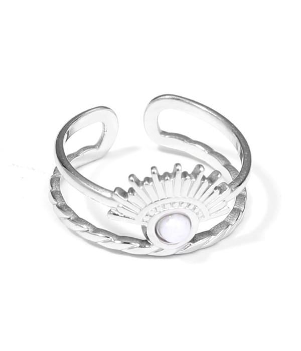 Anillo plateado con piedra