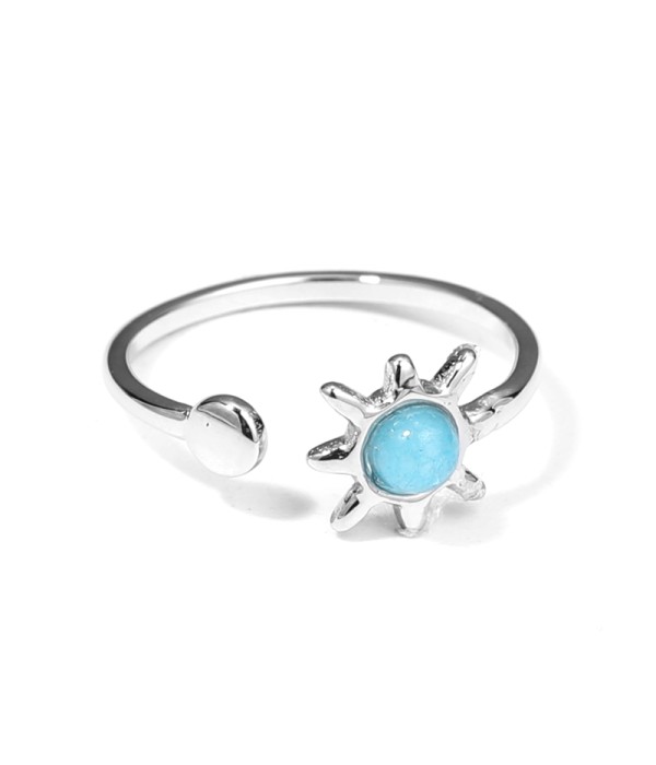 Anillo plateado con piedra