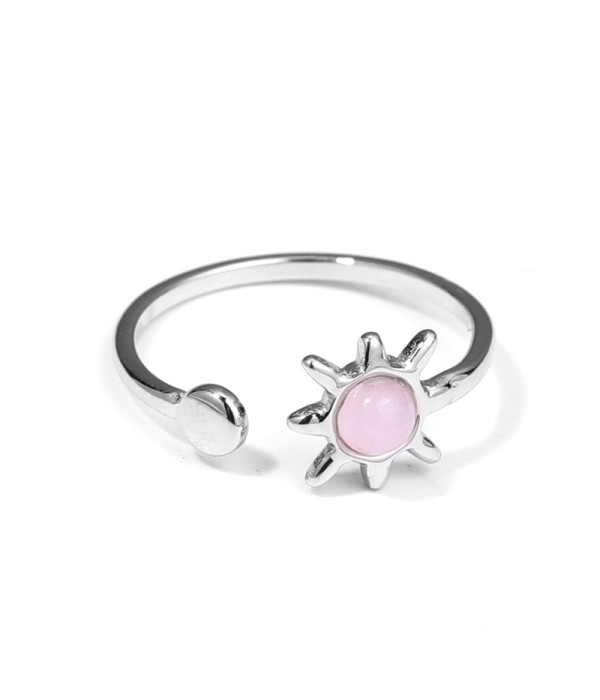 Anillo plateado con piedra