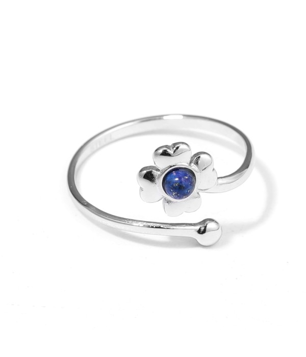 Anillo dorado con piedra