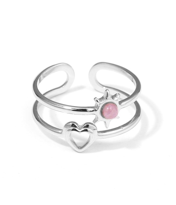 Anillo plateado con piedras