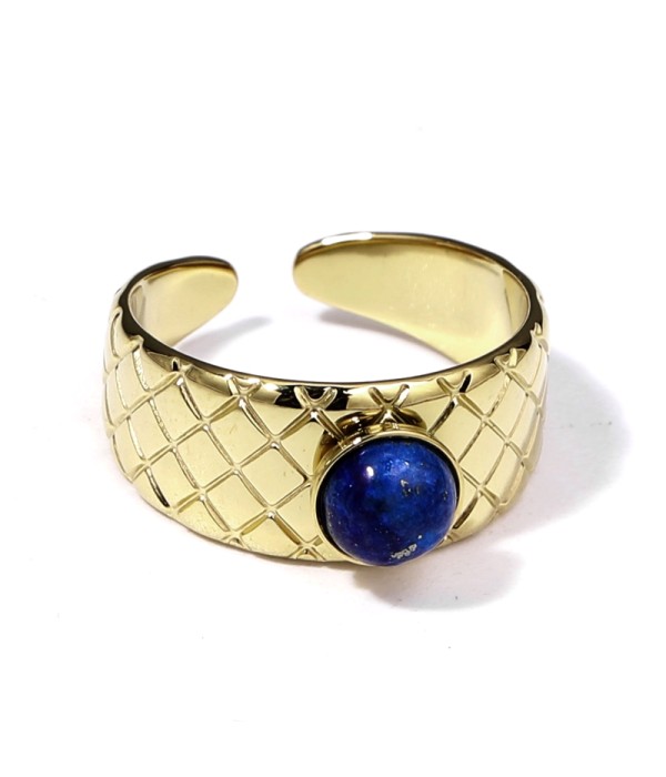 Anillo dorado con piedra