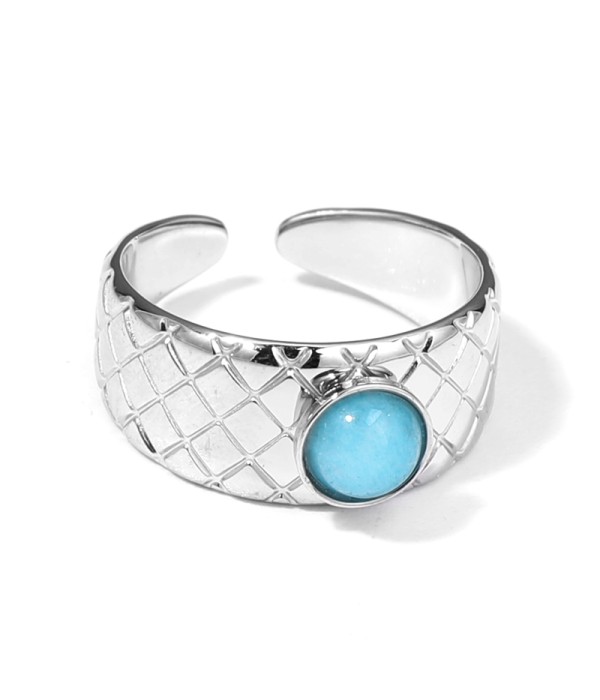 Anillo plateado con piedra