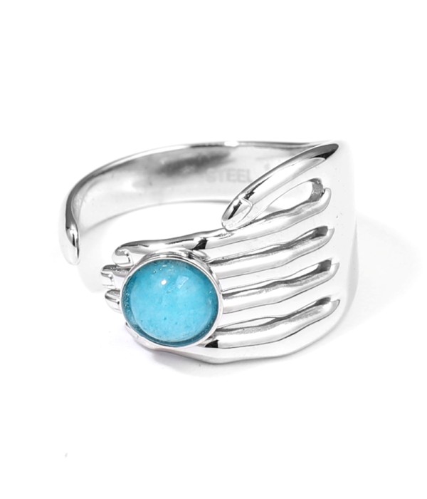 Anillo plateado con piedra