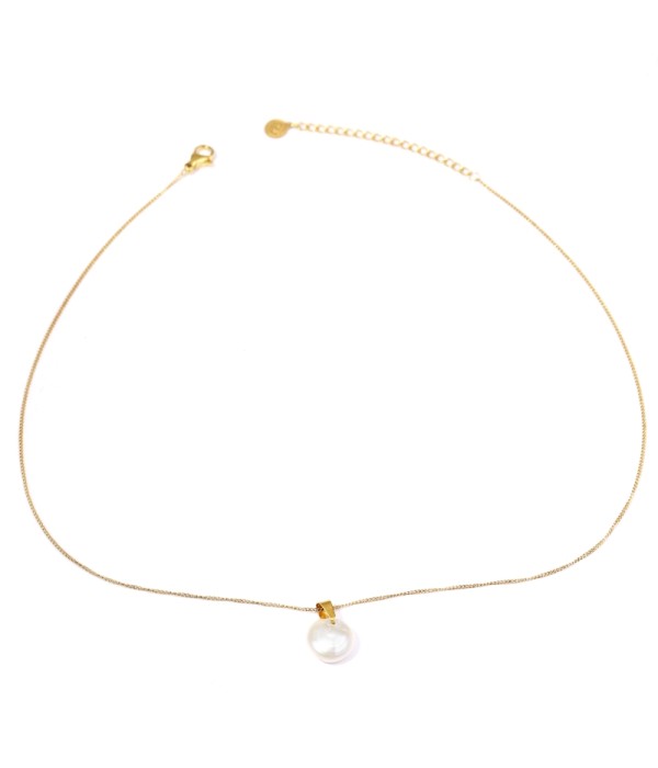 Collar dorado con colgante de perla natural