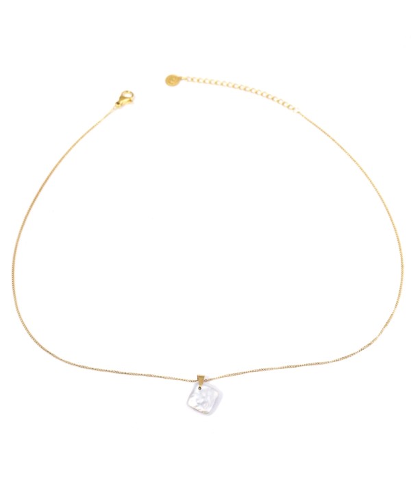 Collar dorado con colgante de perla natural