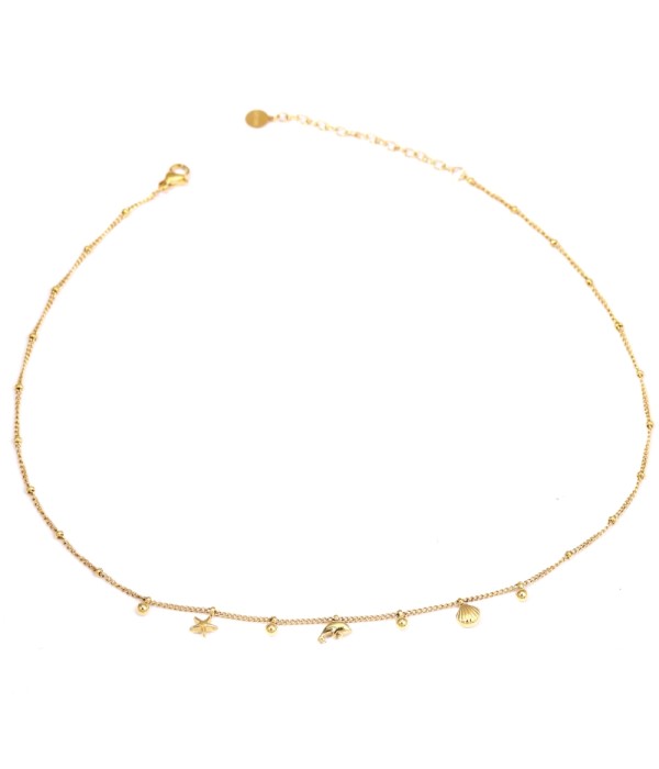 Collar dorado con colgantes de vida marina