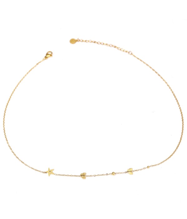 Collar dorado con colgantes de formas