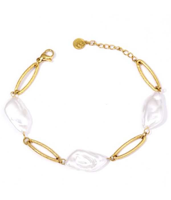 Pulsera dorada con perla