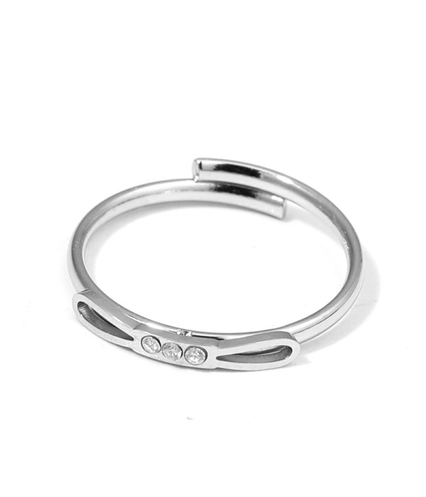 Anillo con lazo y circonitas 2