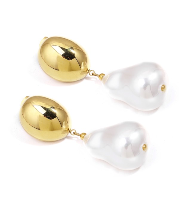 Pendientes dorados de perla