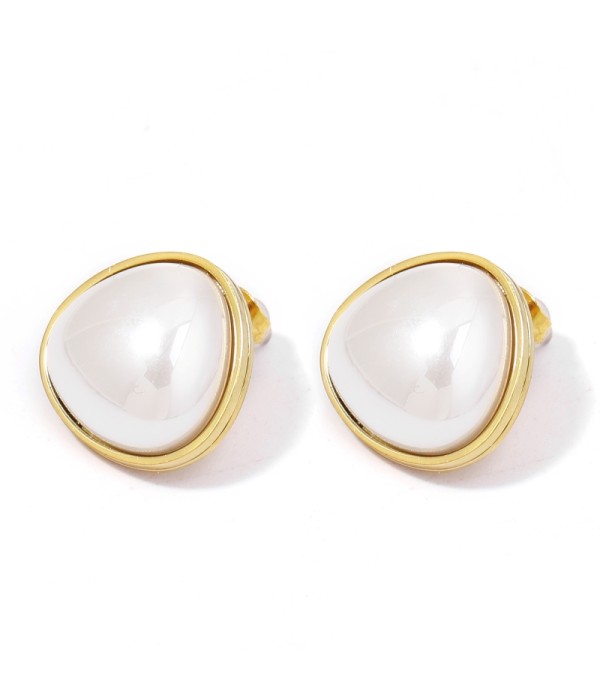 Pendientes dorados de perla