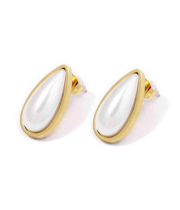 Pendientes dorados de perla