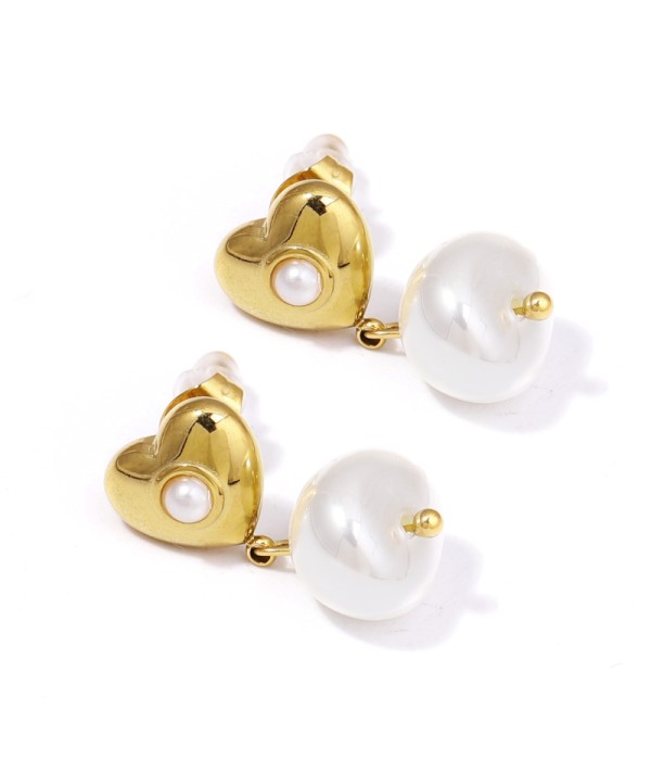 Pendientes dorados de perla