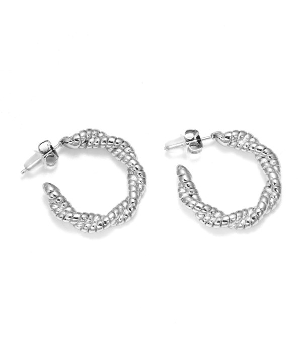Pendientes de aro abierto plateados trenzados