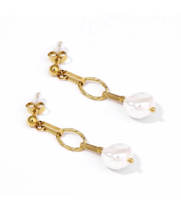 Pendientes dorados de perla