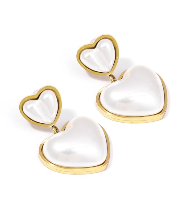 Pendientes dorados de perla