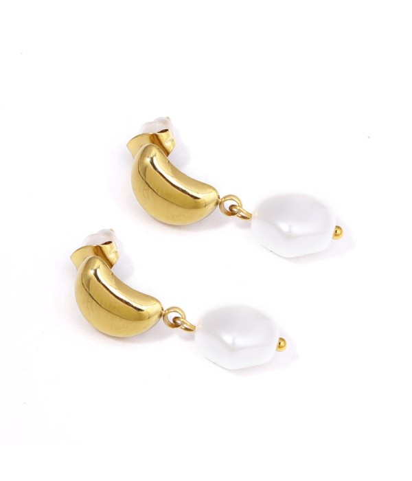 Pendientes dorados de perla