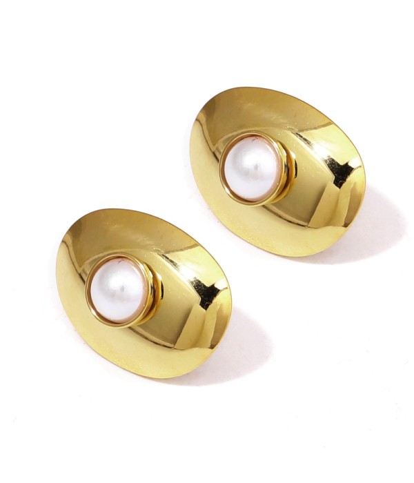 Pendientes dorados de óvalo con perla