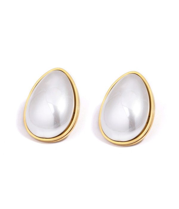 Pendientes dorados de perla