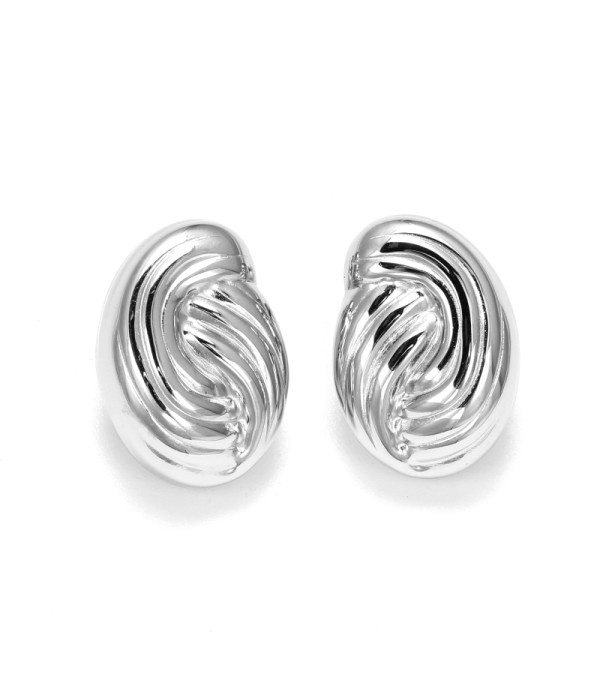 Pendientes plateados forma ola del mar