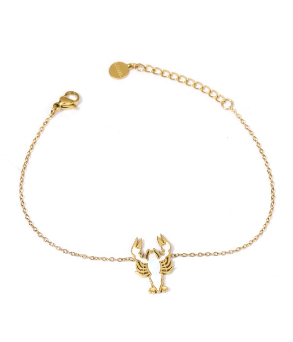 Pulsera dorada con langostino decorado con nácar