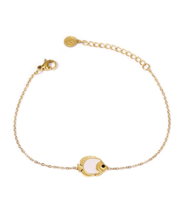 Pulsera dorada con pez decorado con nácar
