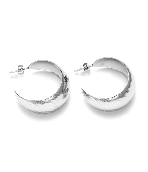 Pendientes de arco abierto plateados texturizados