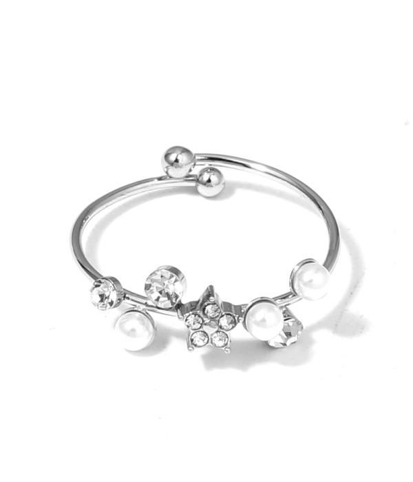 Anillo con perla y circonitas