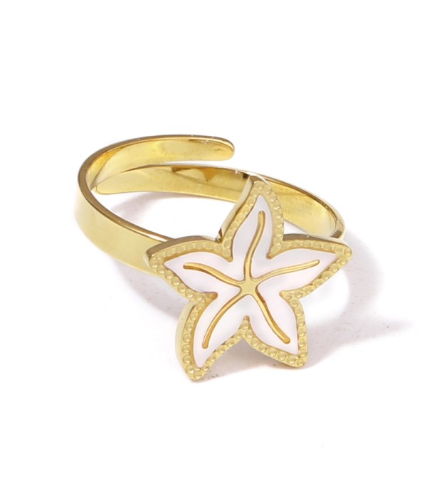 Anillo con estrella de mar decorado con nácar