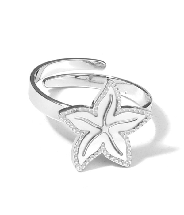 Anillo con estrella de mar decorado con nácar