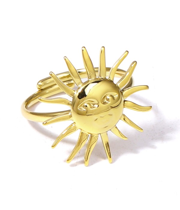 Anillo dorado de sol