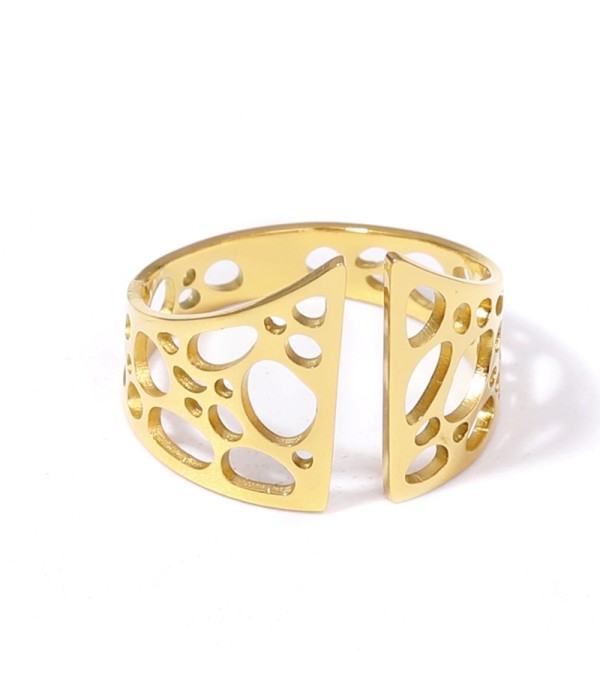 Anillo dorado abierto calado de formas