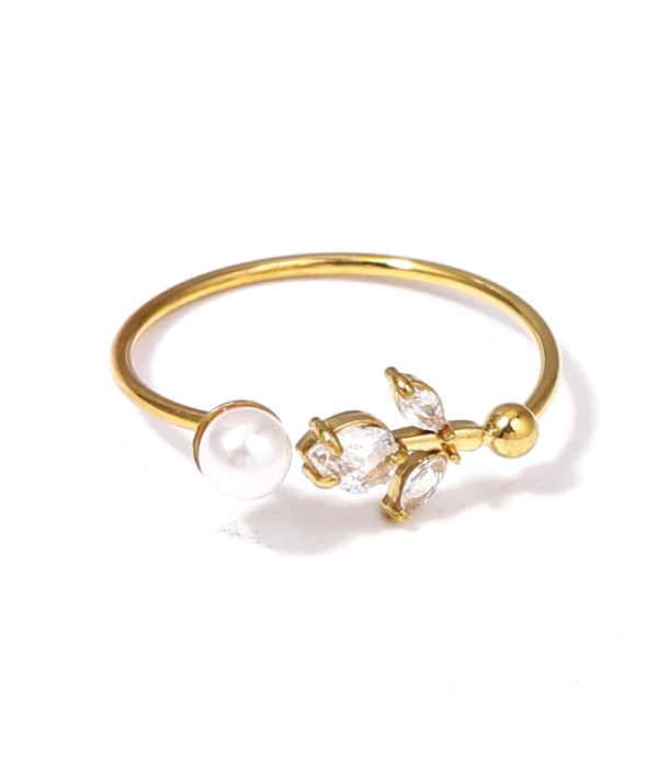 Anillo con perlas y circonitas