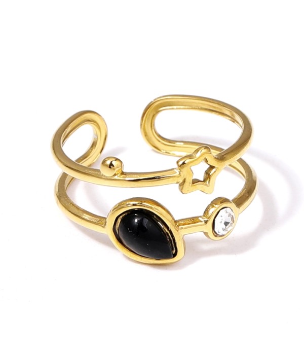 Anillo dorado con piedras 2