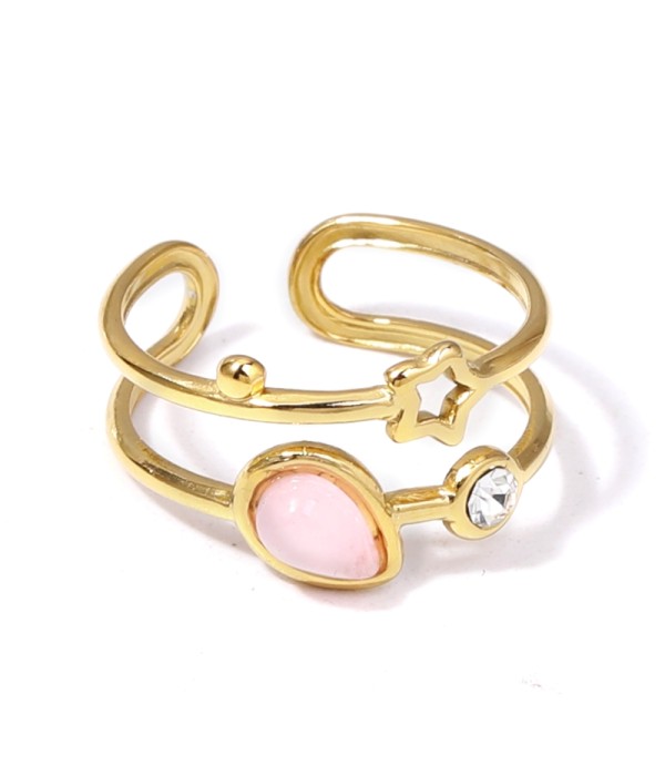 Anillo dorado con piedras