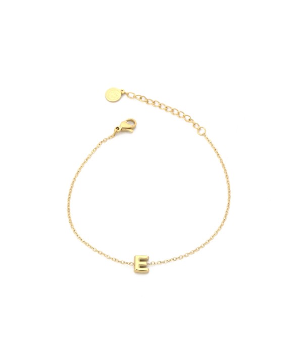 Pulsera dorada con colgante de letra E